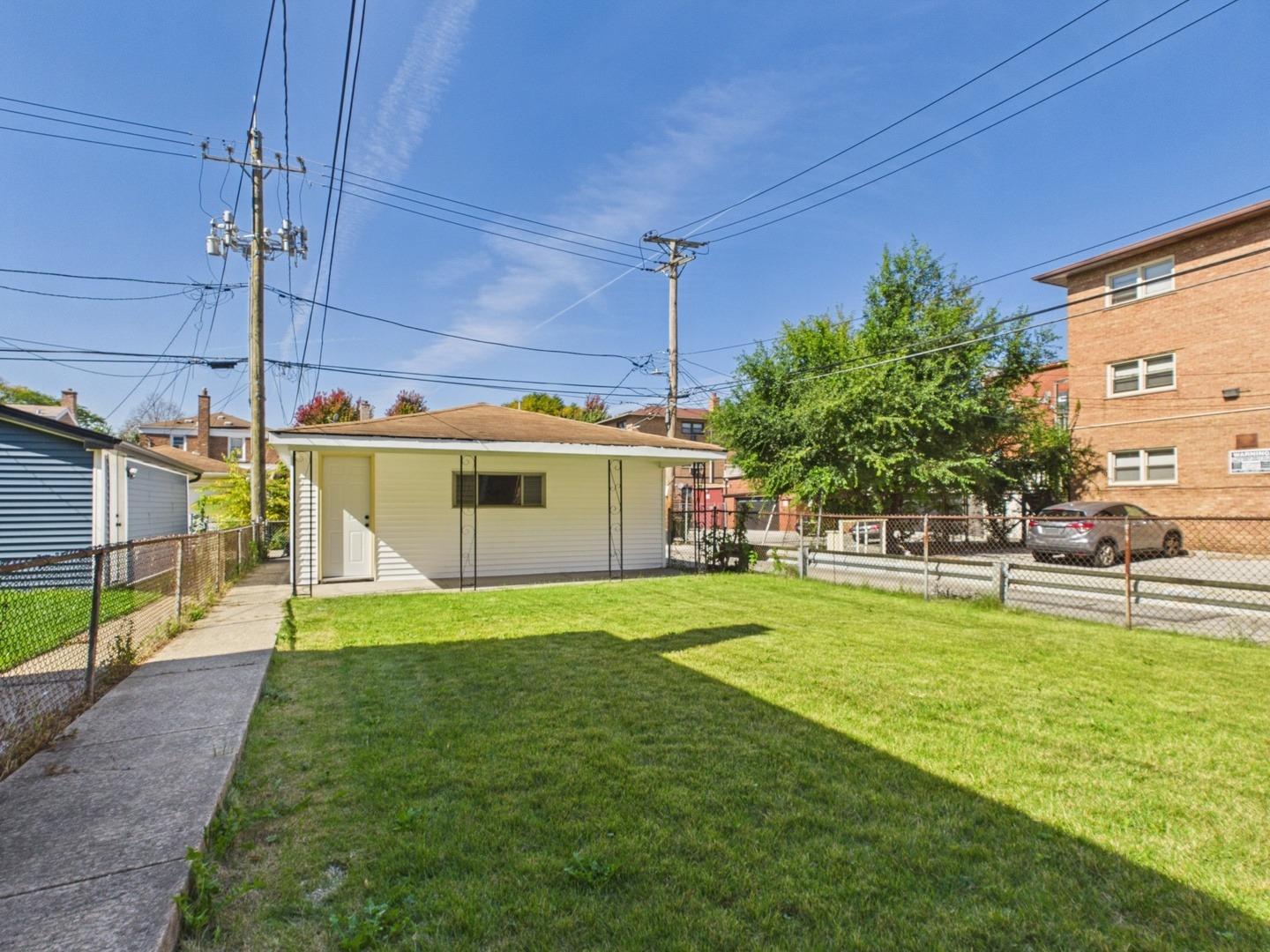 S Merrill Ave, Chicago, IL 60617