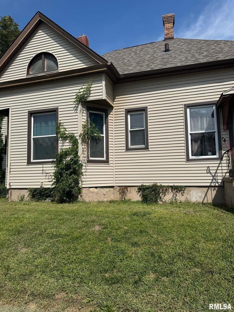 S Lincoln Ave, Davenport, IA 52802