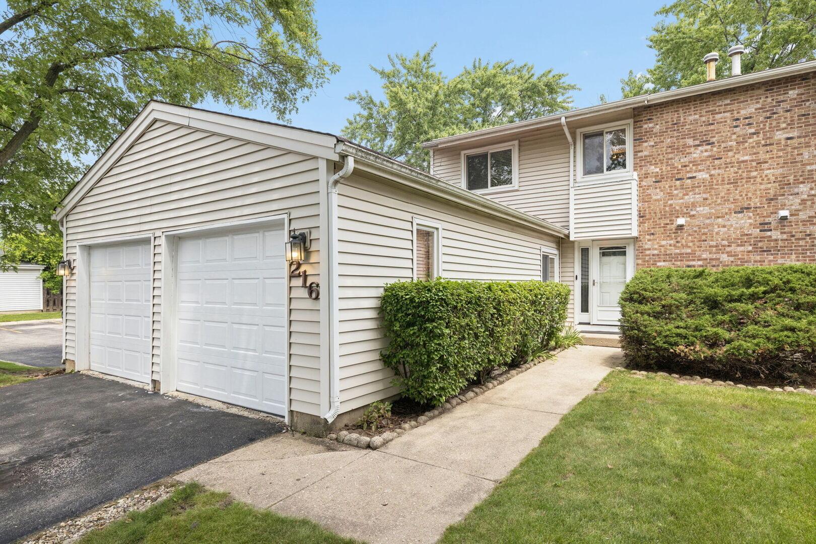 Douglass Way, Bolingbrook, IL 60440