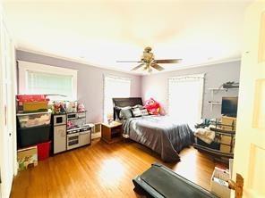 E Washington St, Hoopeston, IL 60942