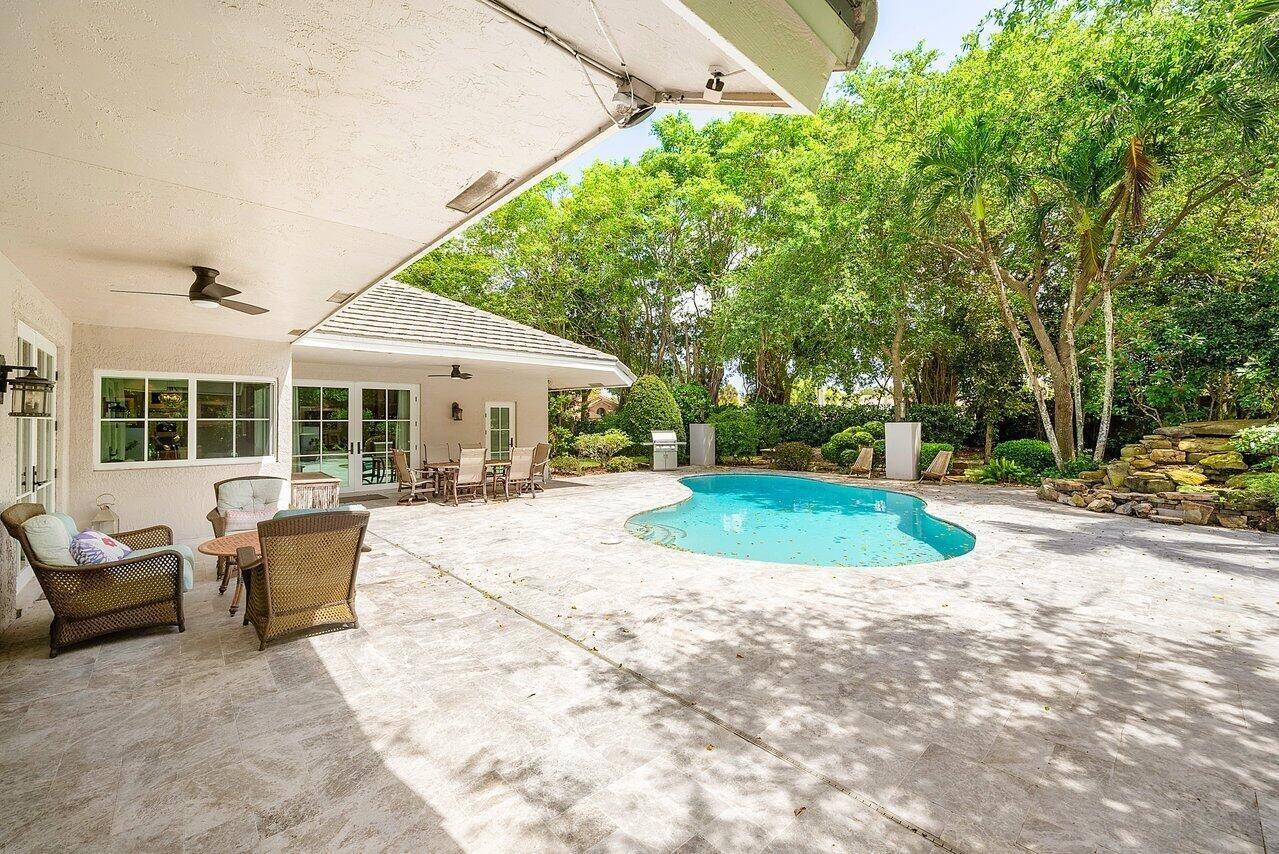 Hampton Cir, Boca Raton, FL 33434