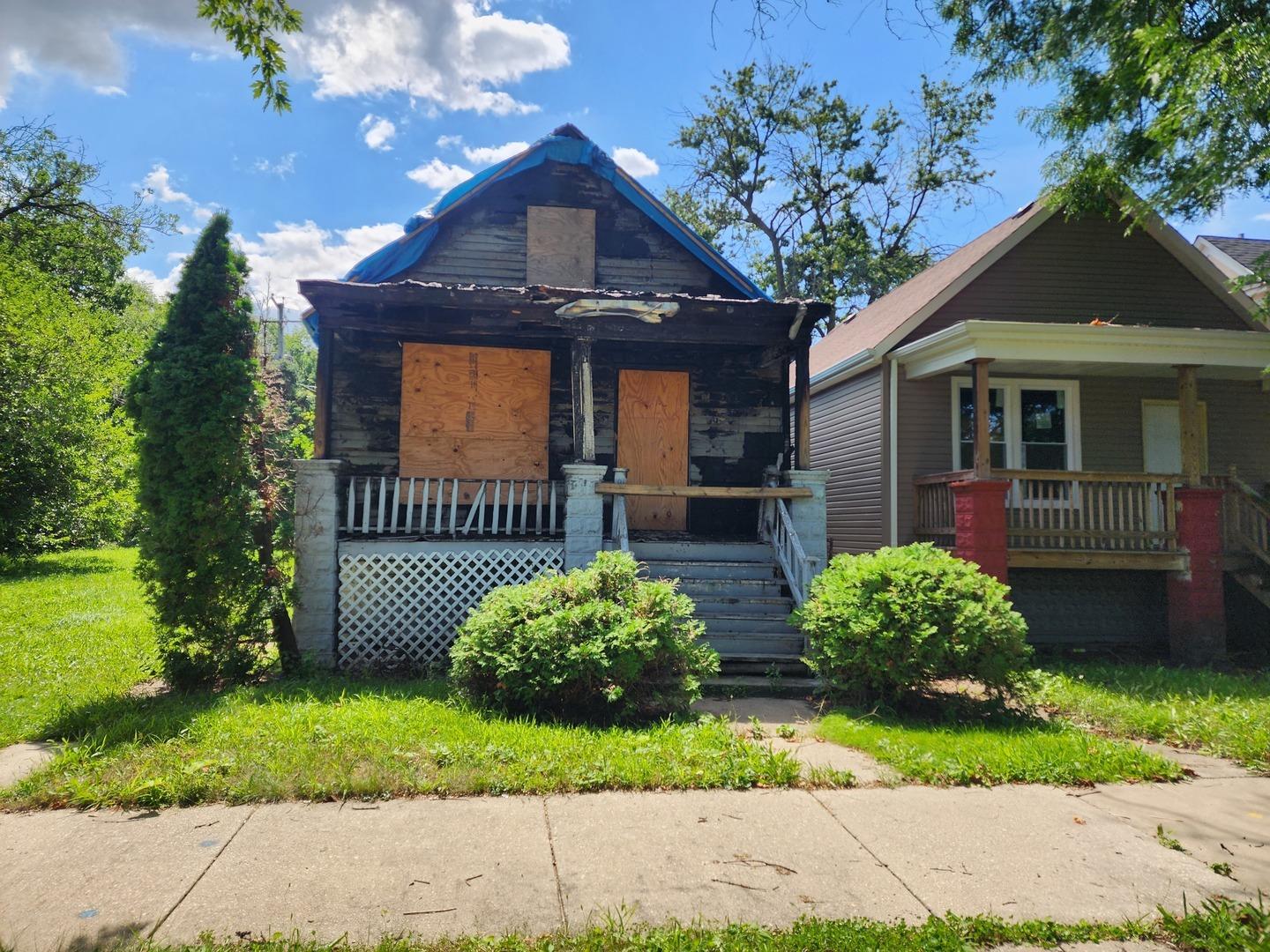 W 110th Pl, Chicago, IL 60628
