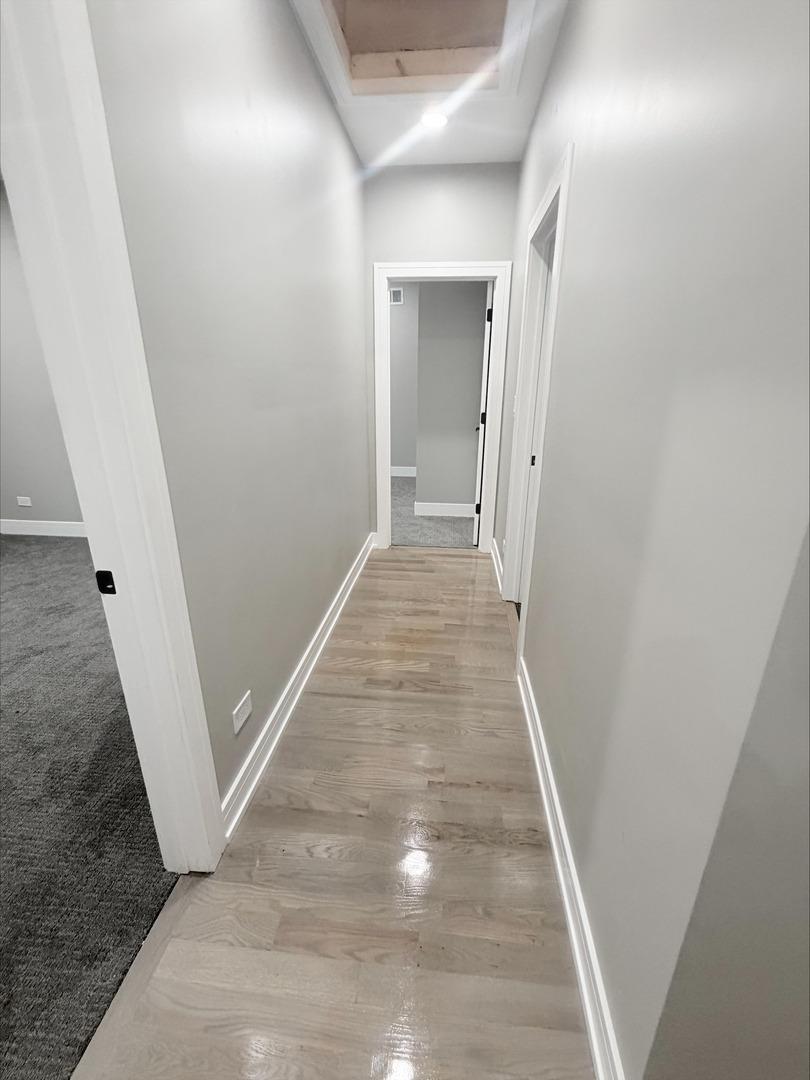 W 84th Pl, Burbank, IL 60459