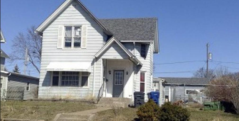 13th Ave S, Clinton, IA 52732