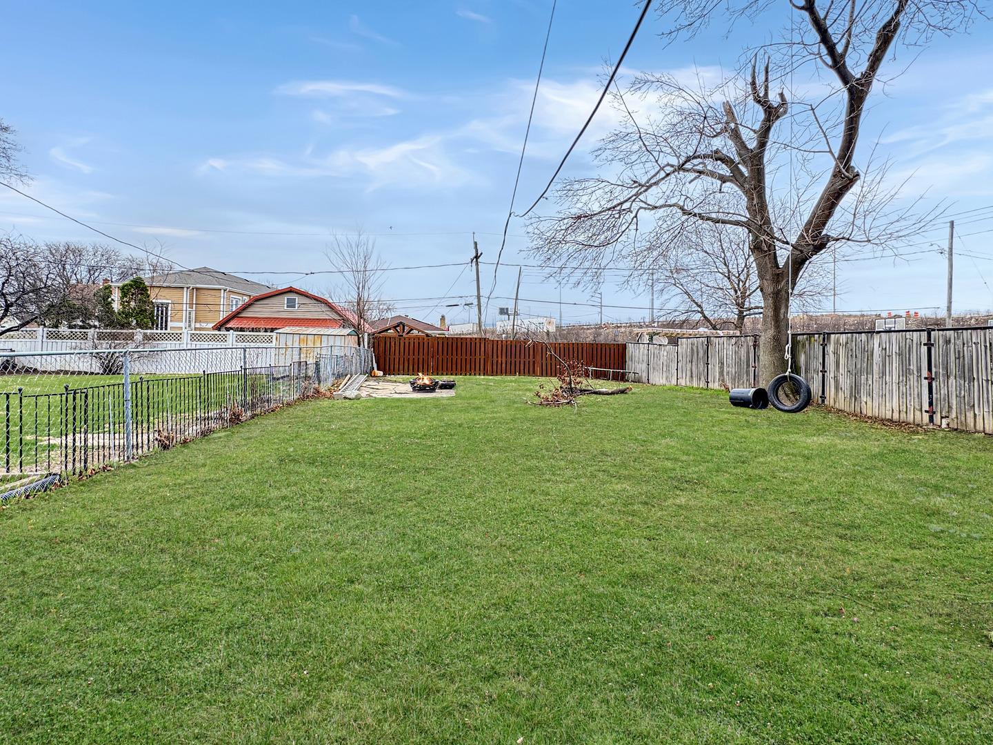 W Elm Ave, Berkeley, IL 60163