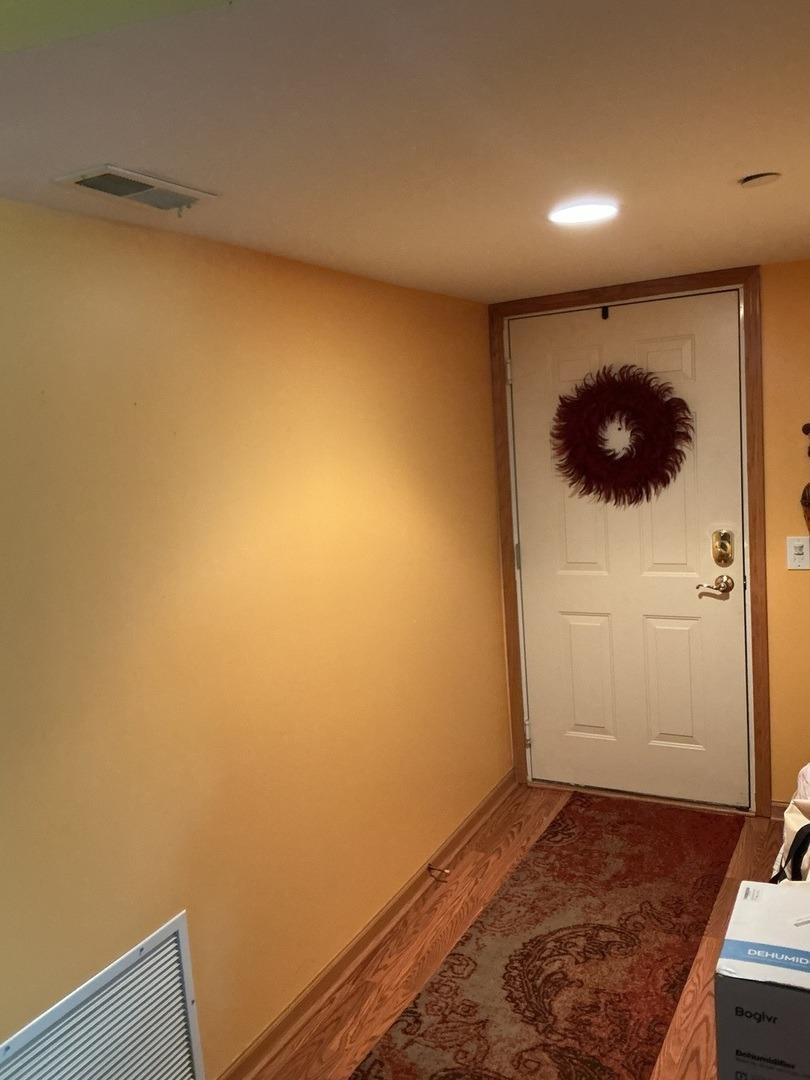 W Winding Trl, Oak Forest, IL 60452