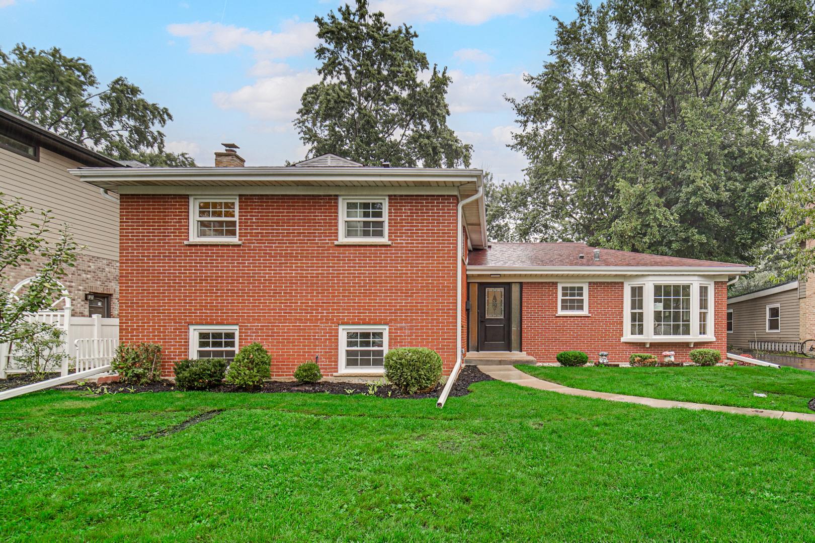 Kilpatrick Ave, Wilmette, IL 60091