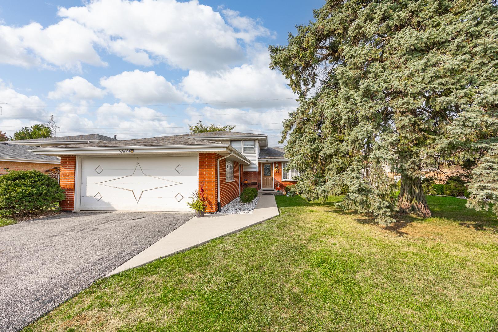 S Michael Dr, Palos Hills, IL 60465