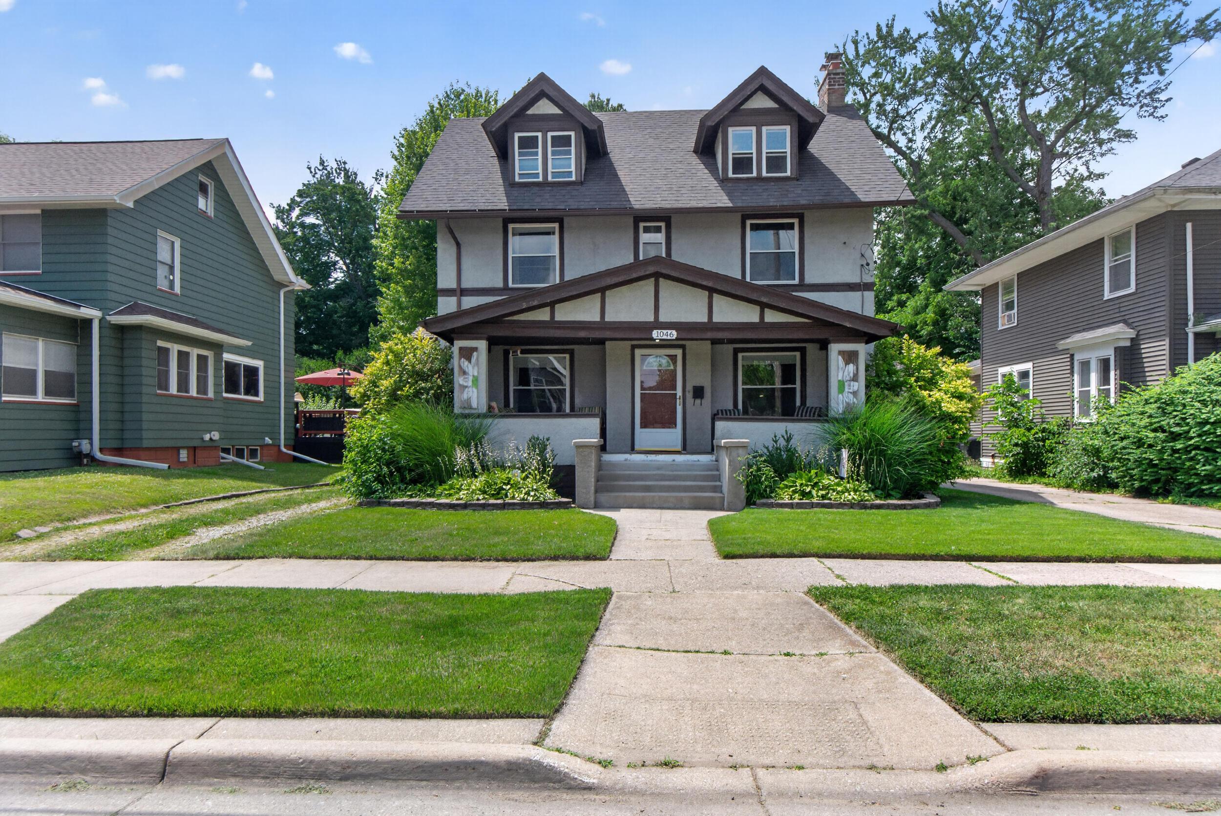 4th St, Jackson, MI 49203