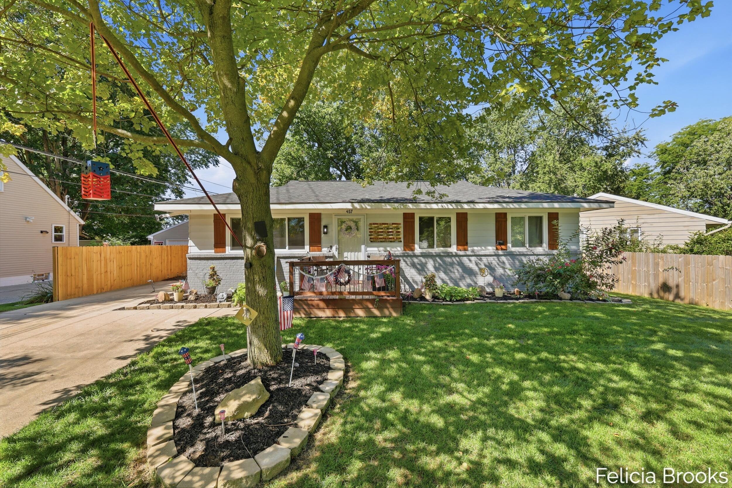 Parkside Ave Nw, Grand Rapids, MI 49534