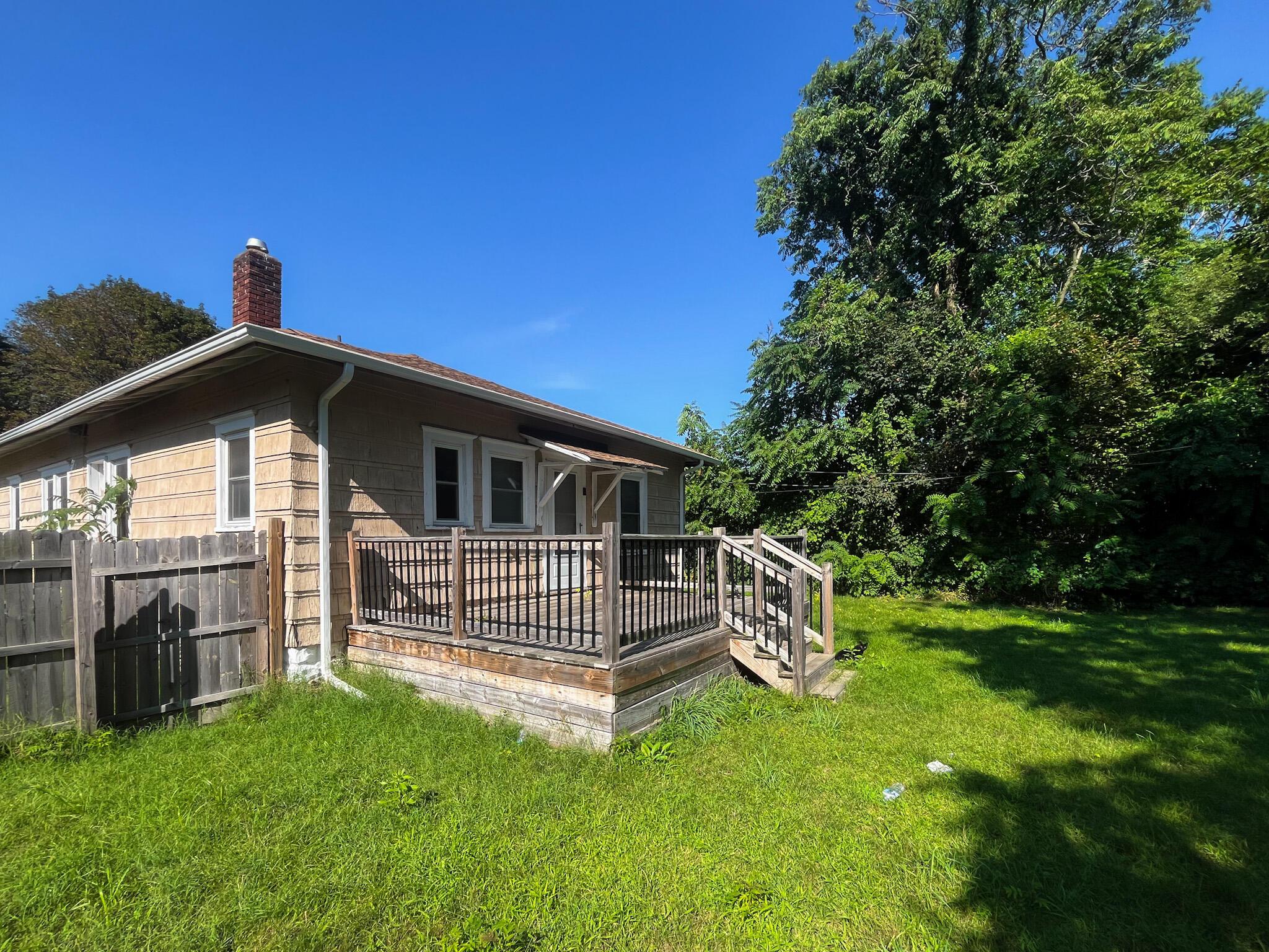 Highland Ave, Benton Harbor, MI 49022