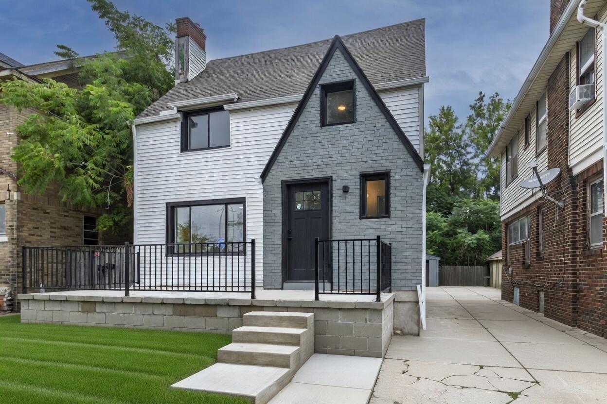 Lawrence St, Detroit, MI 48206