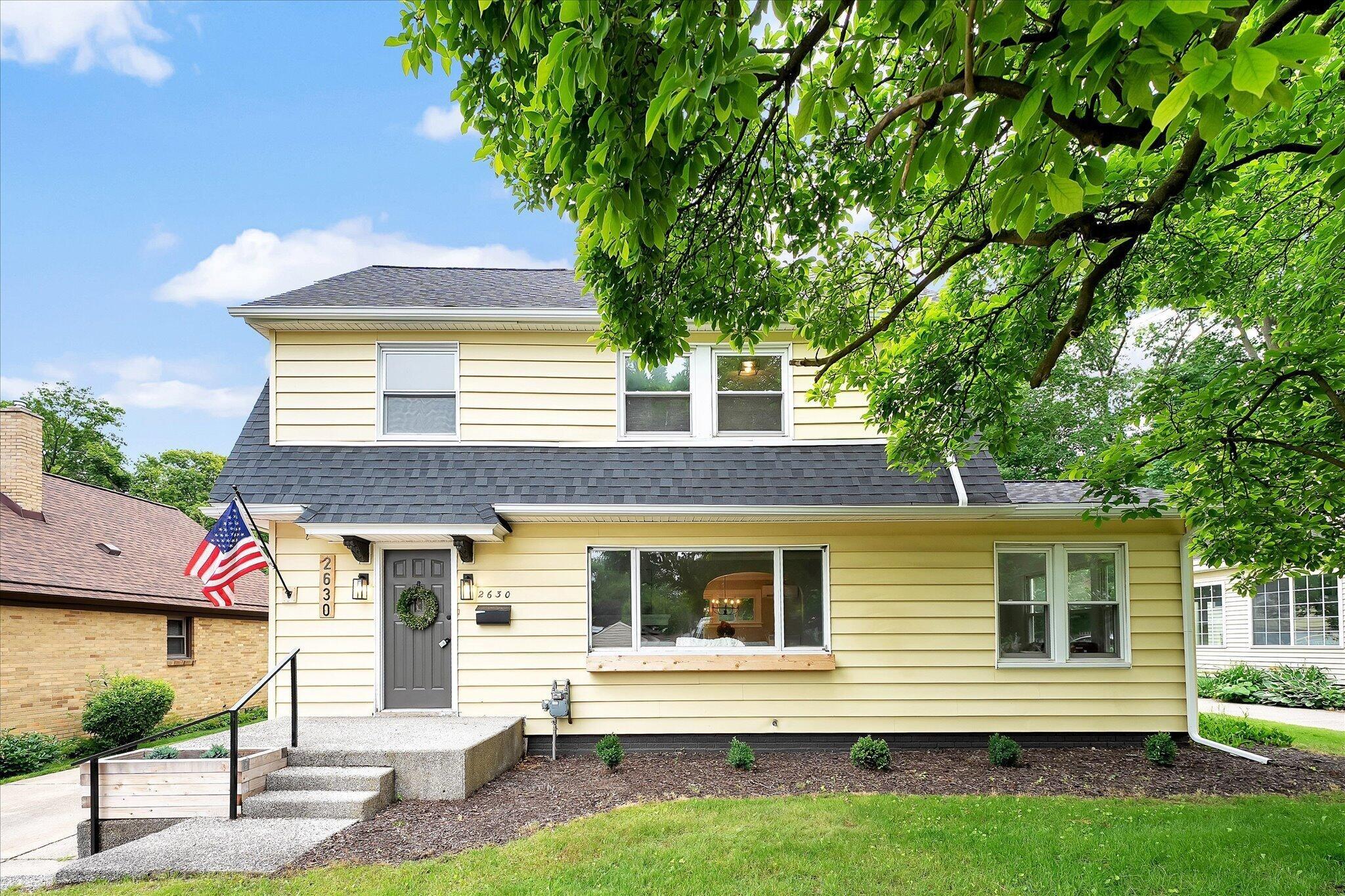 Oakwood Ave Ne, Grand Rapids, MI 49505