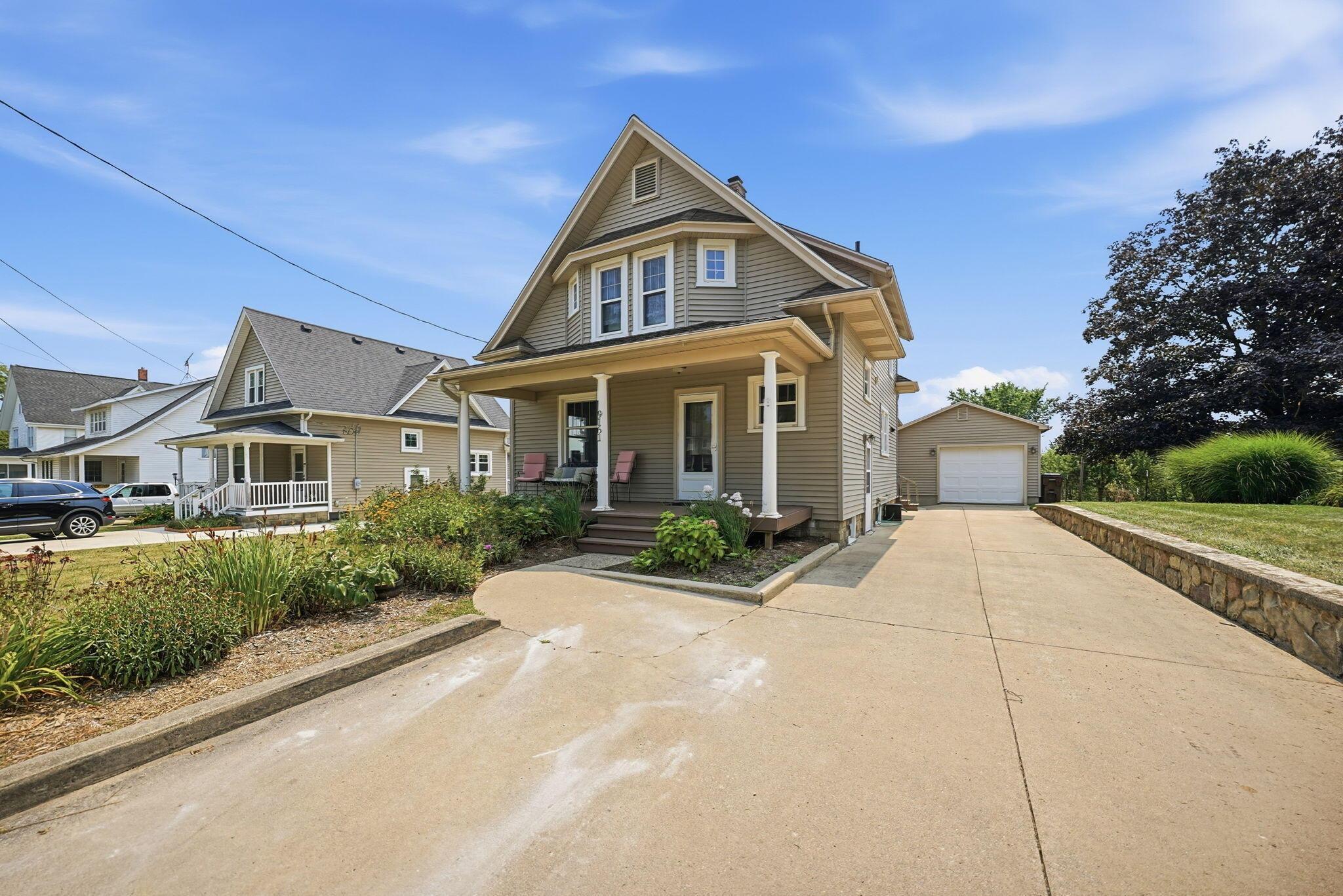 Austin Rd, Saline, MI 48176