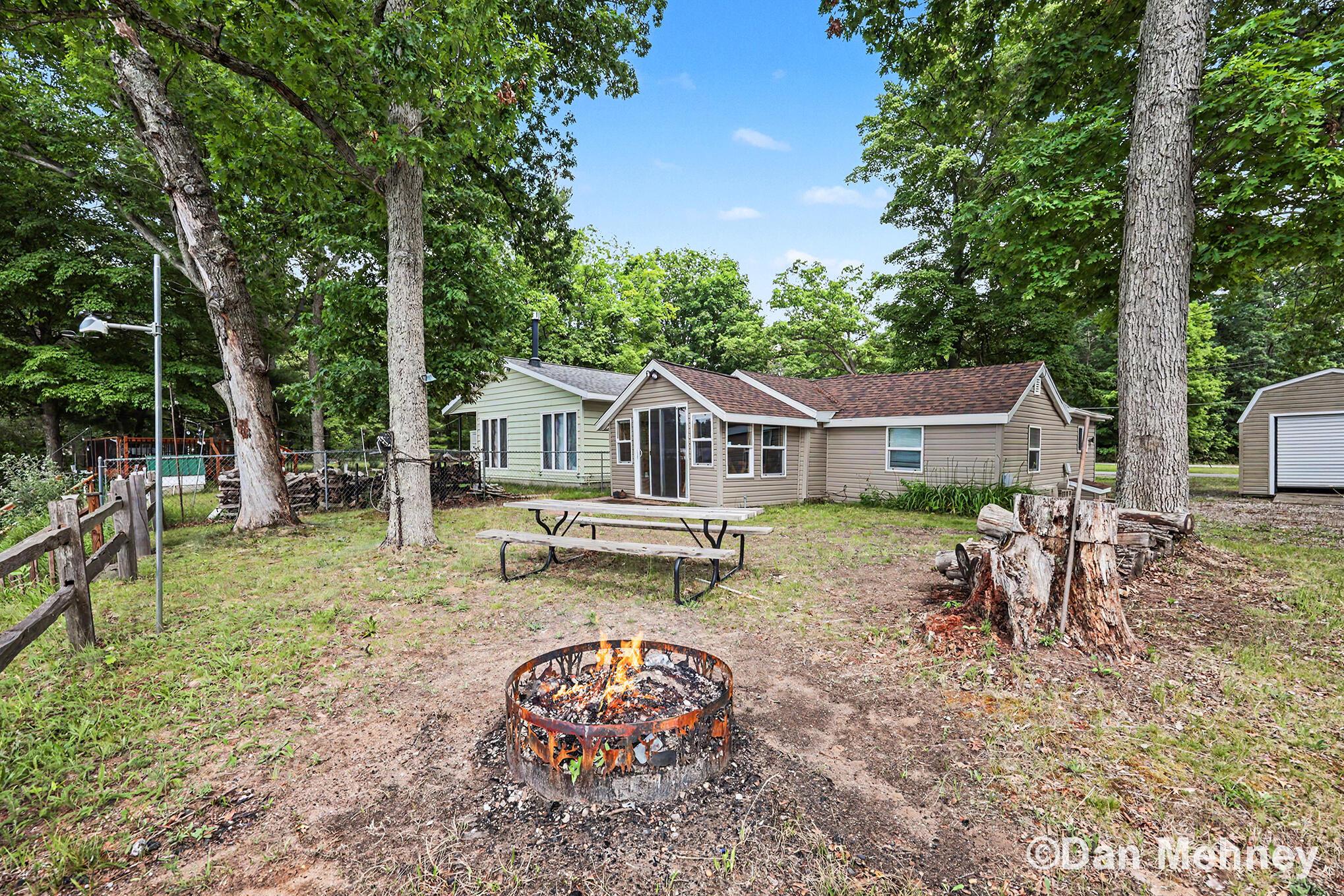 Front St, Newaygo, MI 49337