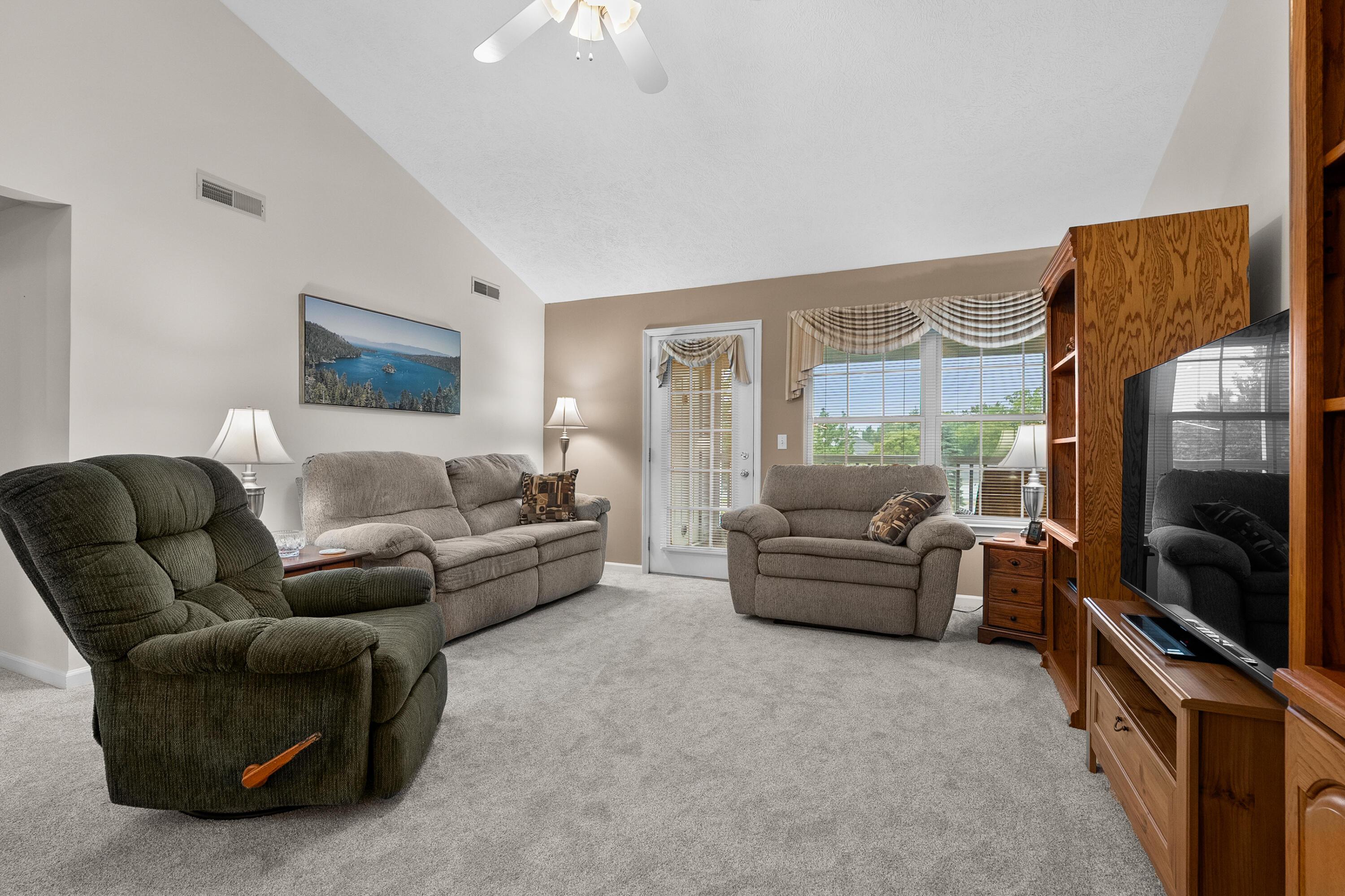 Westbrook Ct, Marshall, MI 49068