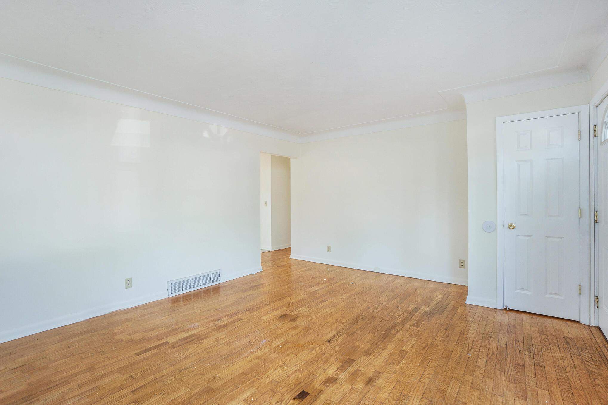 Sutherland Ave, Kalamazoo, MI 49006