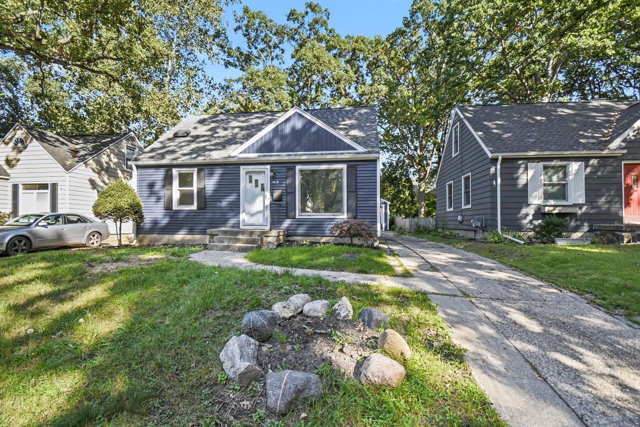 Linwood St Se, Grand Rapids, MI 49507