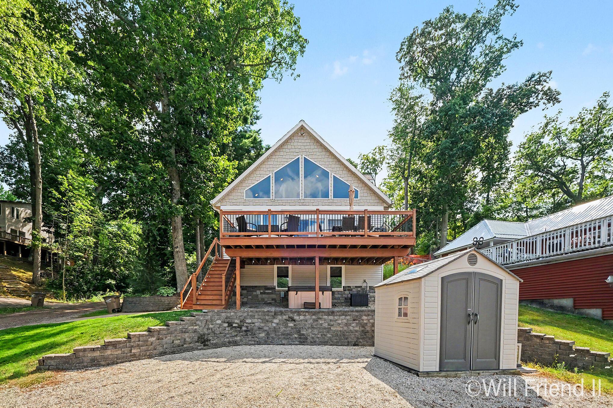 Woodland Park Dr Ne, Belding, MI 48809