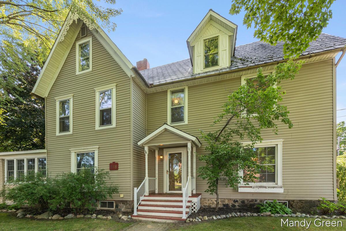 S 2nd St, Carson City, MI 48811