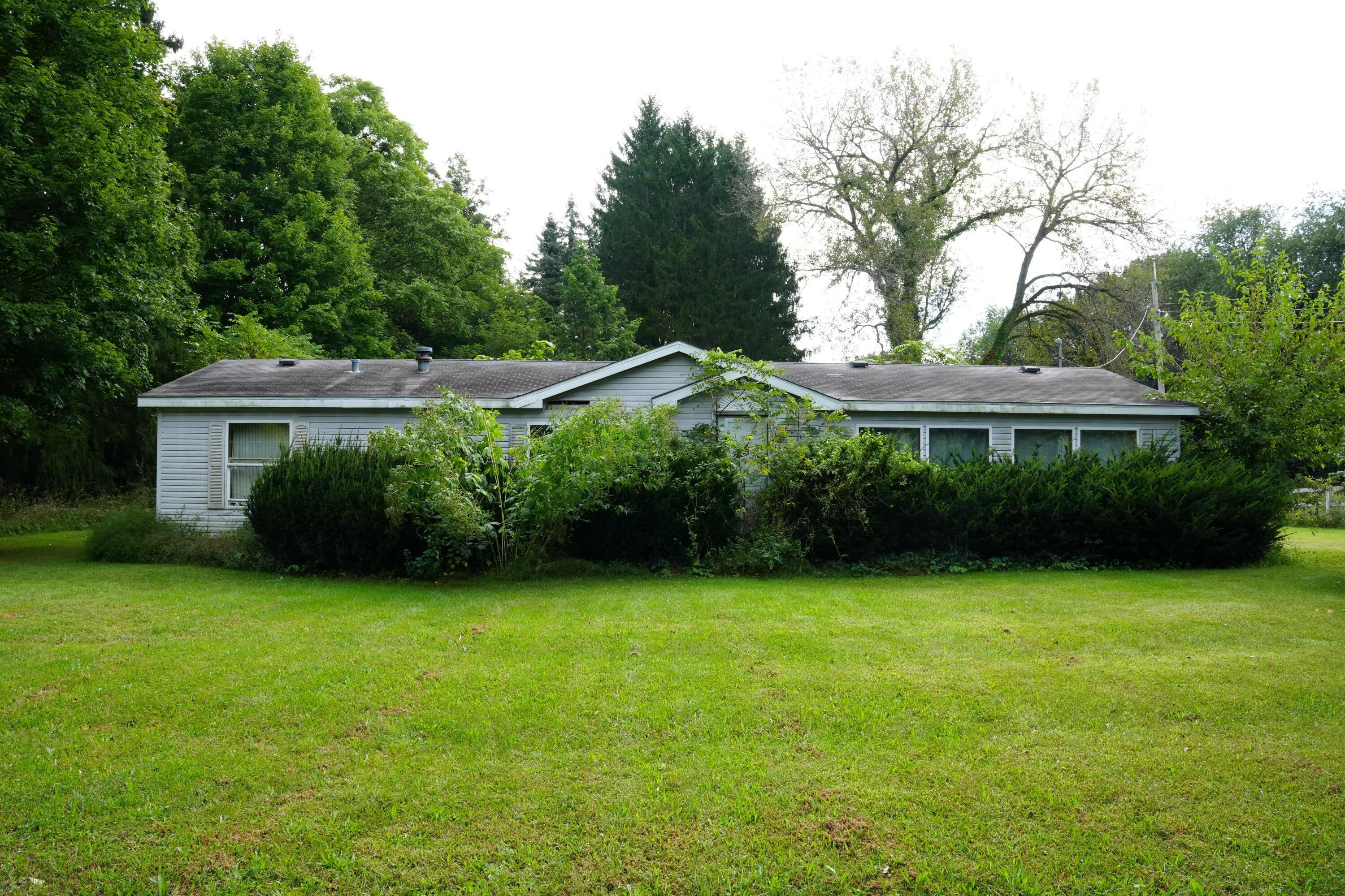 Zilke Rd, Niles, MI 49120