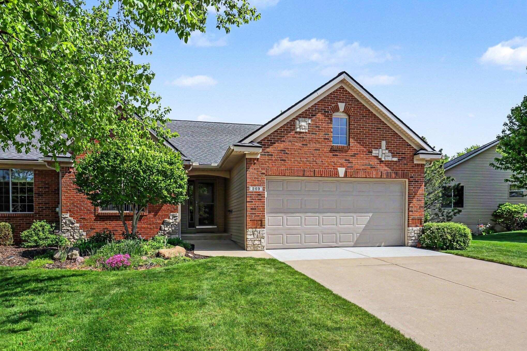 Aleigha Ct Nw, Grand Rapids, MI 49534