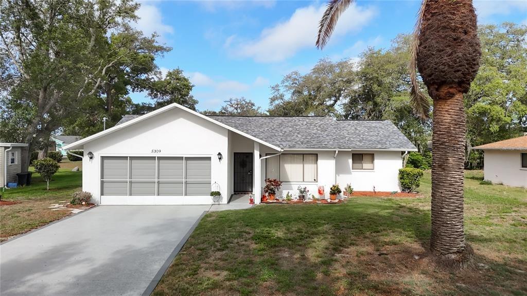 Bayonne Ave, Spring Hill, FL 34608