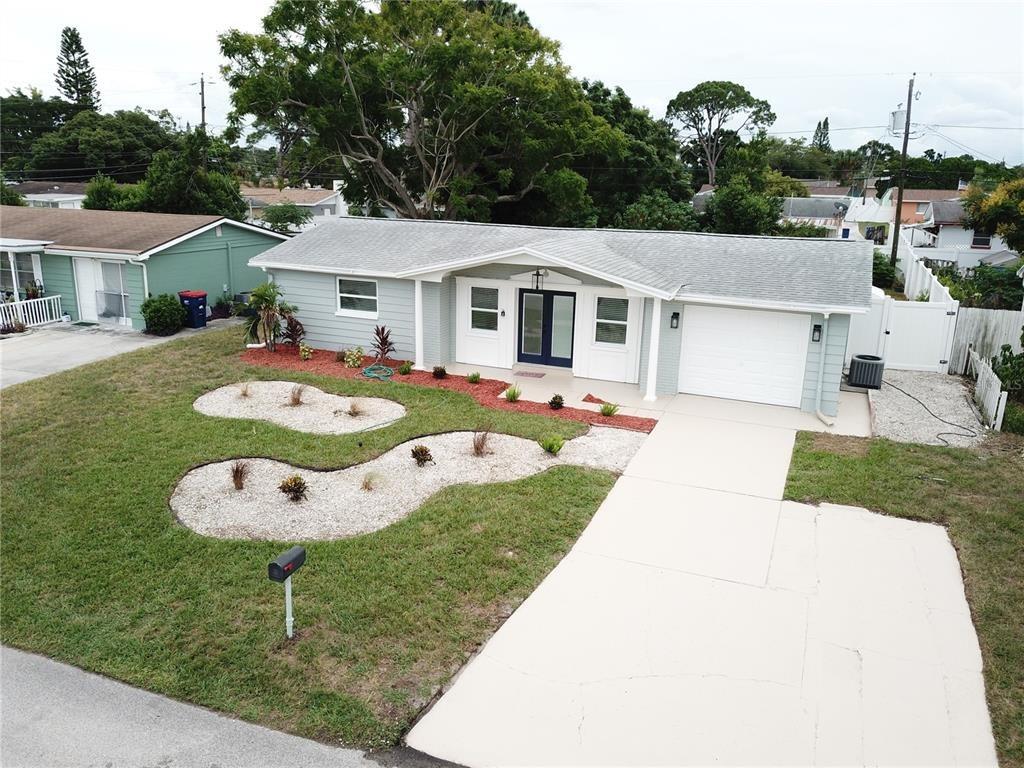 Woodfield Ave, Holiday, FL 34691
