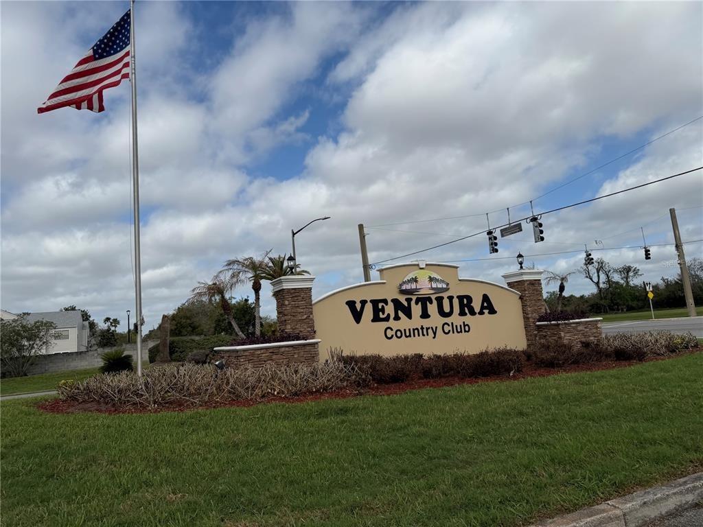 Southpointe Dr, Orlando, FL 32822