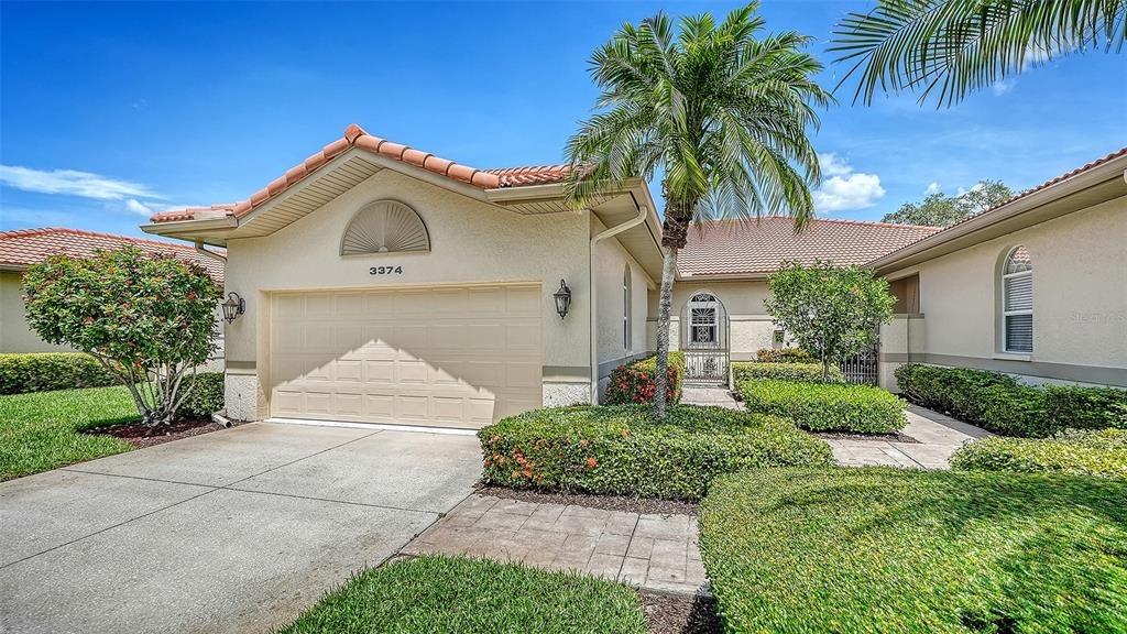 W Chelmsford Ct, Sarasota, FL 34235