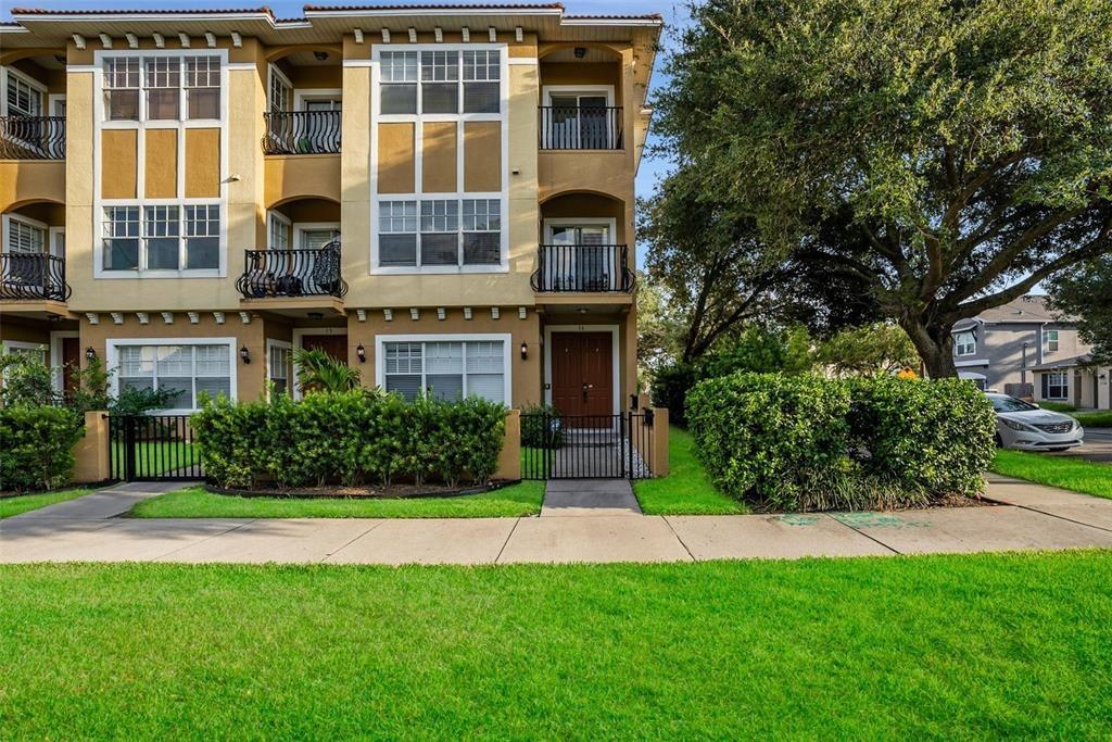 N Albany Ave, Tampa, FL 33606