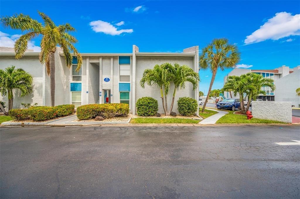 Medallion Blvd, Madeira Beach, FL 33708