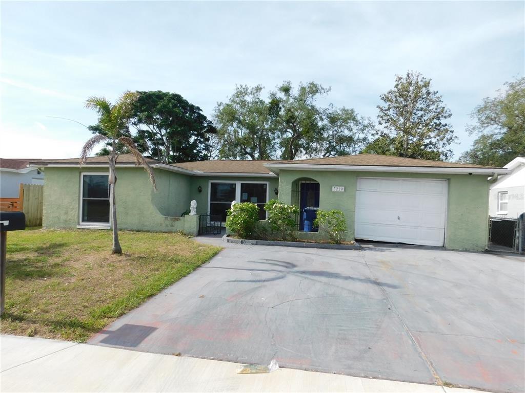 Coldwell Dr, Holiday, FL 34691