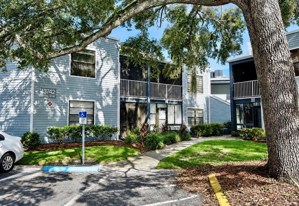 Southpointe Dr, Orlando, FL 32822