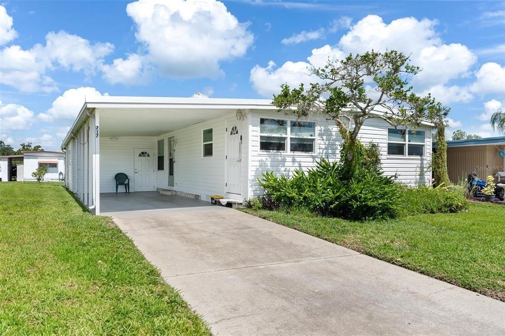 W Coach N Four Dr, Leesburg, FL 34748