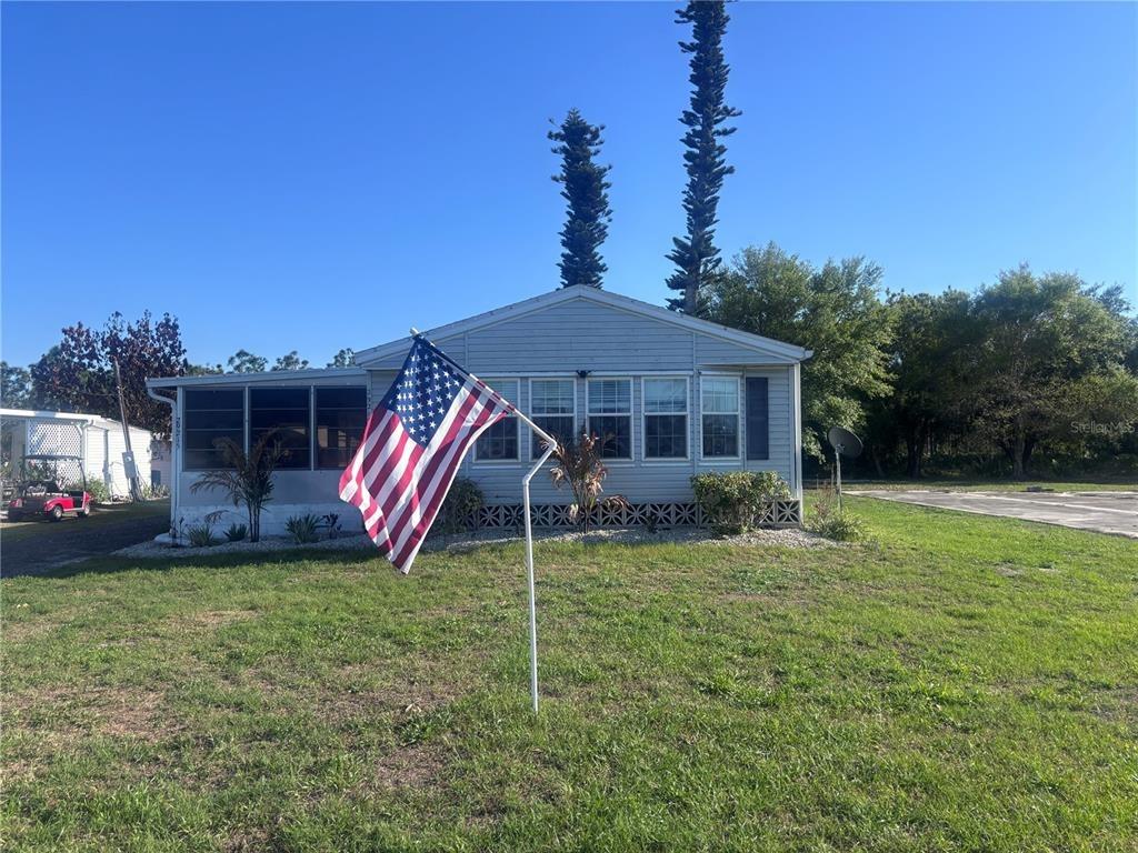 Edgewood St, Punta Gorda, FL 33982