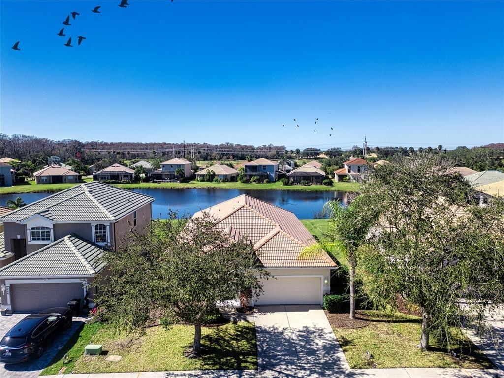 Golden Harbour Trl, Bradenton, FL 34212