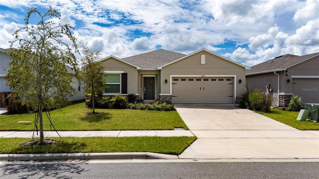 Cadence Sound Ln, Kissimmee, FL 34744