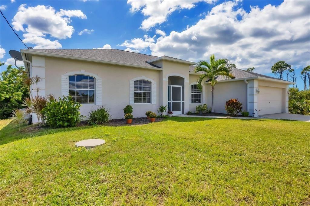 Lateen Sail Dr, Placida, FL 33946