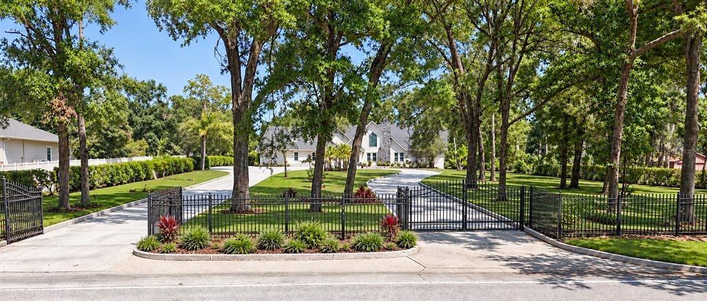 Little Rd, Valrico, FL 33596