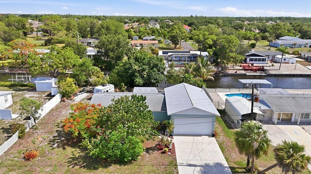 E 6th St, Englewood, FL 34223
