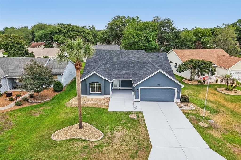 Desota Ct, Lady Lake, FL 32159