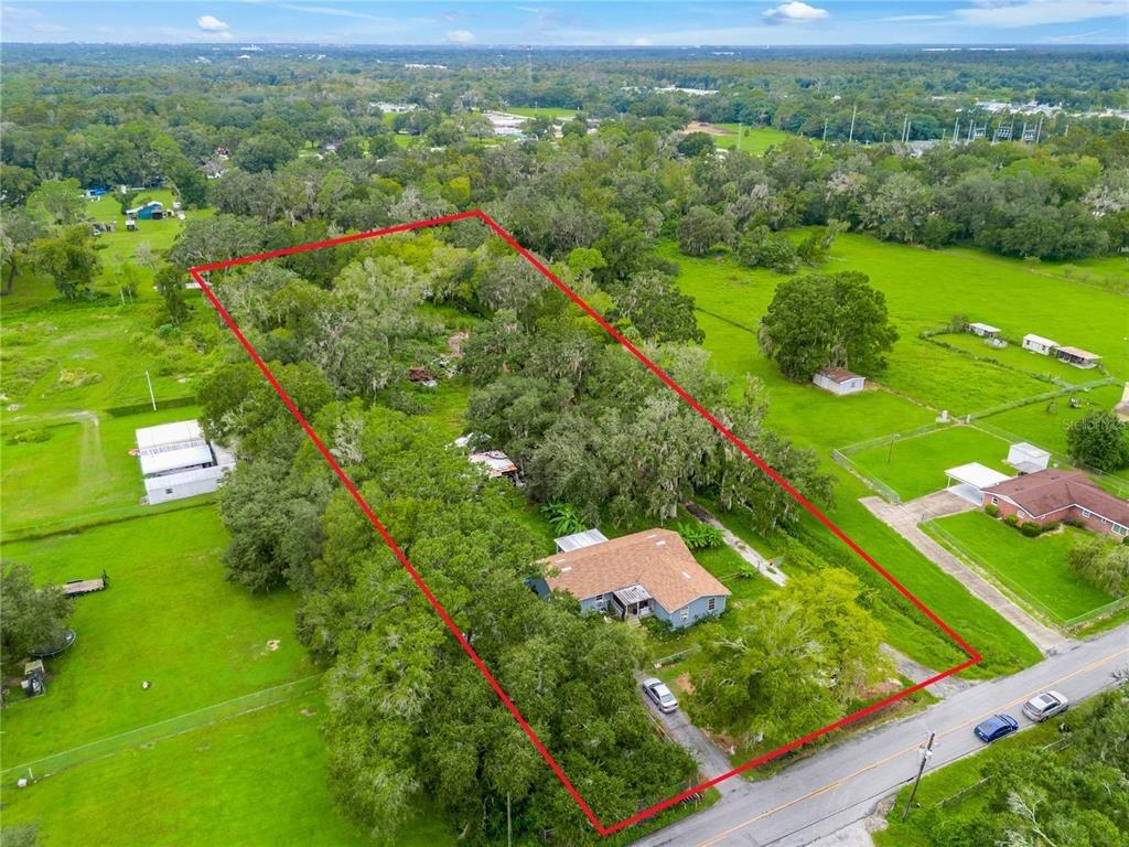 John Carroll Rd E, Lakeland, FL 33801