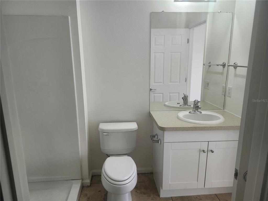 Wake Robin Dr, Brooksville, FL 34604