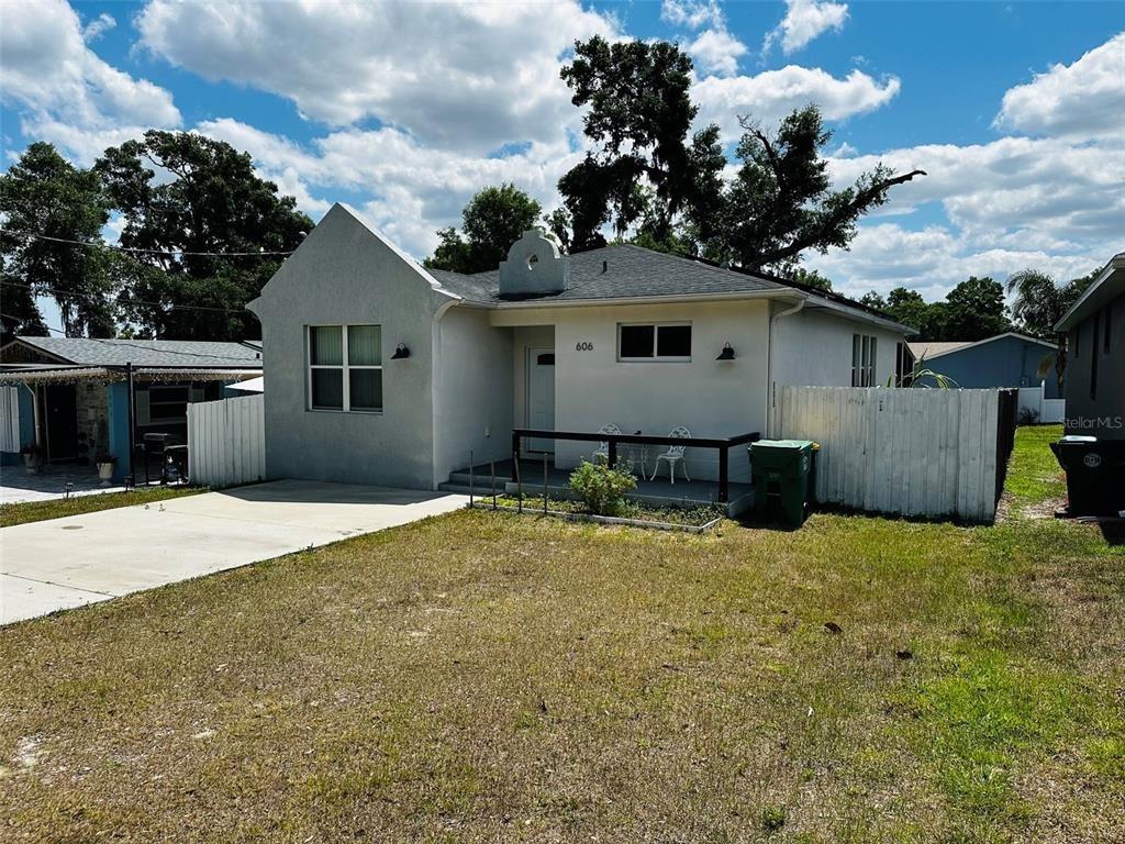 W Voorhis Ave, Deland, FL 32720