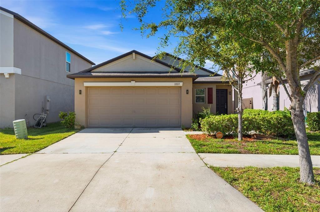 Salt River Ave, Sun City Center, FL 33573