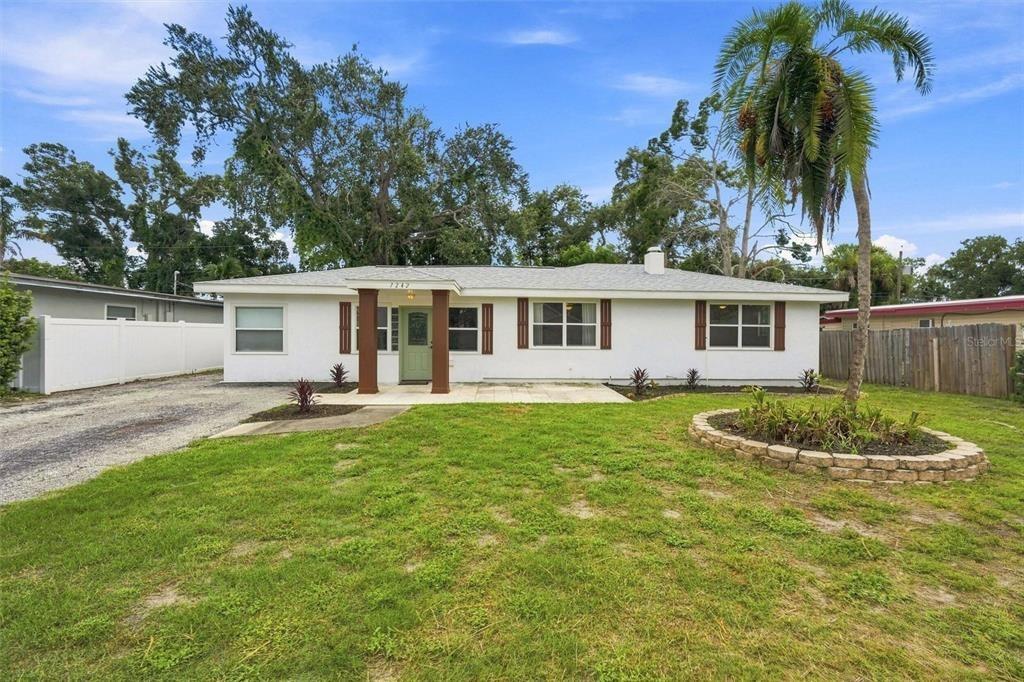 Lynnwood Ave N, Saint Petersburg, FL 33710