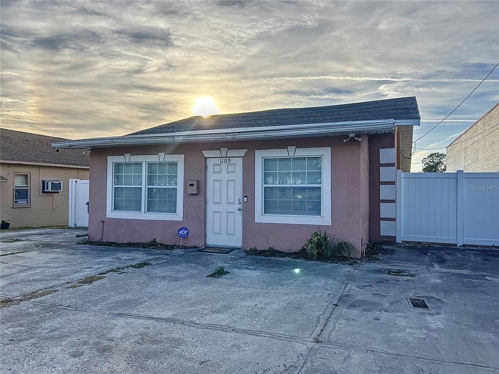 5th St Sw, Winter Haven, FL 33880