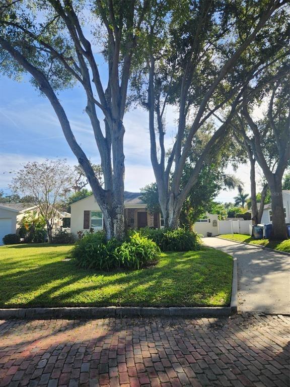 37th Ave N, Saint Petersburg, FL 33704