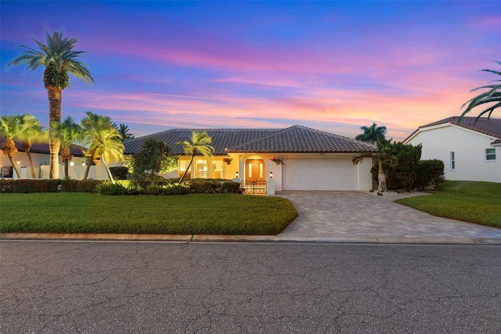 Leeland St S, Saint Petersburg, FL 33715